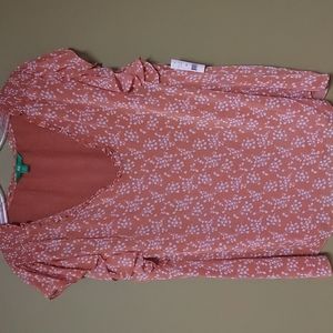 NWT dip XL Pumpkin Orange & White Floral Romantic Top